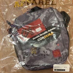 NWT Clot cordura camo shoulder bag